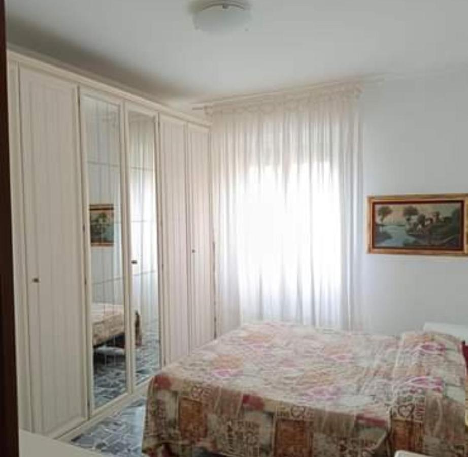 Appartamento Loano Climatizzato Mt 650 Dal Mare 외부 사진